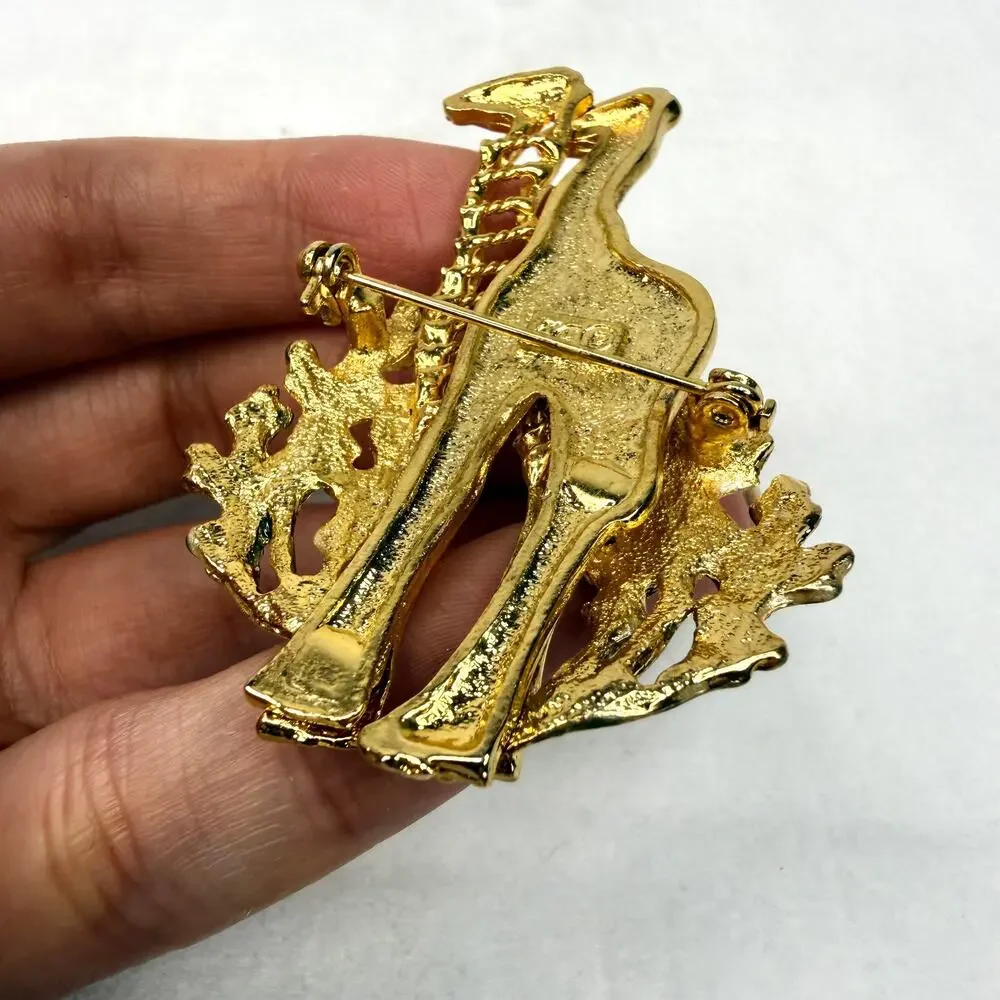 Vintage Kenneth Cole Gold Tone Enamel Giraffe Pin/Brooch